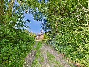 Photo 29- click for photo gallery